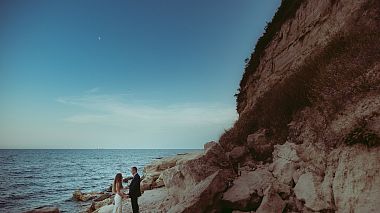 Видеограф Dian Velikov, Варна, Болгария - V&K wedding trailer, аэросъёмка, лавстори, свадьба