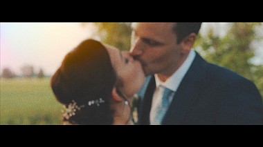 Videographer Low Light Productions from Gdaňsk, Polsko - Jagoda & Johnny Fall in Love All Over Again, wedding