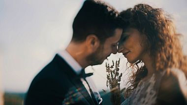 Filmowiec Yanni Hood z Ateny, Grecja - The weight of world is love, wedding