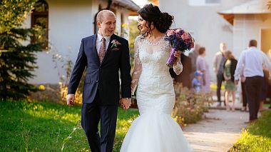 来自 苏恰瓦, 罗马尼亚 的摄像师 Răzvan Gavriluț Videographer - Ionela + Eduard | A Thousand Years, drone-video, event, wedding