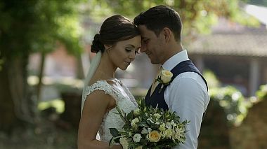 Видеограф Steve Hood, Лондон, Великобритания - Tudor Barn Suffolk Wedding, drone-video, wedding