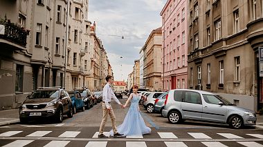 Видеограф Roman Komsyukov, Прага, Чехия - L’été à Prague, engagement, wedding