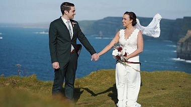 Videógrafo Ronan Quinn de Dublín, Irlanda - Elopement of Valerie and Trey - Cliffs of Moher, Ireland, drone-video, wedding