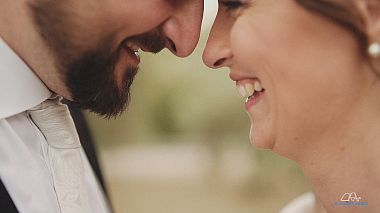 Videógrafo Aurora Video de Benevento, Italia - Leonardo + Erika | “Il tuo Sorriso” | Villa Belvedere, engagement, wedding