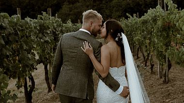 Видеограф Valerio Falcone, Флоренция, Италия - Mike & RaÏssa | Wedding in Tuscany, drone-video, engagement, event, reporting, wedding