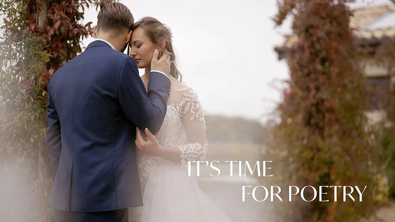 Emotional Winter Elopement in Italy
