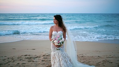 Видеограф Carmine Cianni, Козенца, Италия - A+L \ Destination Wedding in Apulia \ Coccaro Beach Club, drone-video, engagement, event, wedding