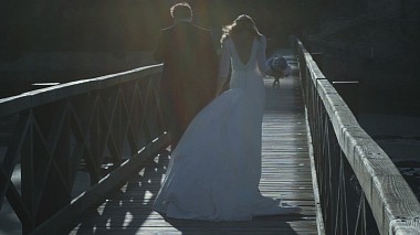 来自 拉科鲁尼亚, 西班牙 的摄像师 Juan Iniesta - Paula y Leo: El amor, engagement, event, reporting, wedding