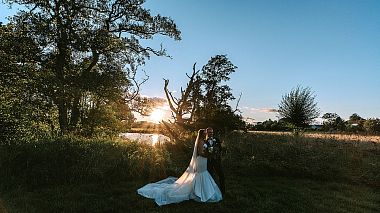 来自 森德兰, 英国 的摄像师 Hope Visual Productions - CHLOE + ROB // WEDDING AT “LE PETIT CHATEAU”, wedding