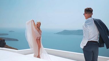 Видеограф Kuba Kmiołek, Варшава, Полша - Julia / Kacper - Elopement in Santorini | I am happiest when I’m right next to you., engagement, wedding