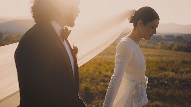 Видеограф Mario Albanese Pereira, Флоренция, Италия - COMPARTIR EL FUTURO / Wedding in Locanda in Tuscany / Fanny & Andres, drone-video, engagement, event, wedding