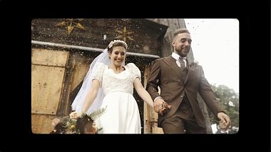 Videógrafo Wanderful Weddings de Breslávia, Polónia - Sophie & Boris - a barn wedding story, backstage, engagement, reporting, wedding