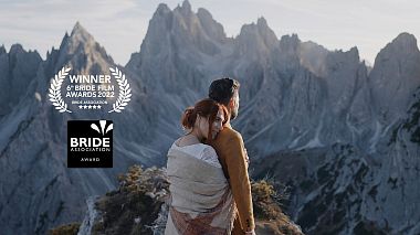 Видеограф Andrea Tortora, Милан, Италия - Marina & Andrea - Elopement in Dolomites, аэросъёмка, лавстори, свадьба