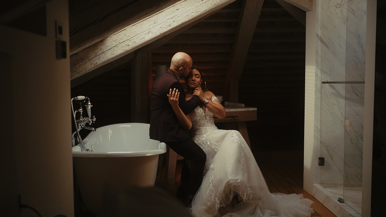 Videografo Andrea Tortora da Milano, Italia - Elopement in Venice - Mahsa & Idean, drone-video, wedding