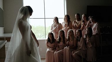 Видеограф Christopher Arce, Форт Уърт, Съединени щати - Most Romantic Wedding during sparkling, anniversary, drone-video, engagement, showreel, wedding