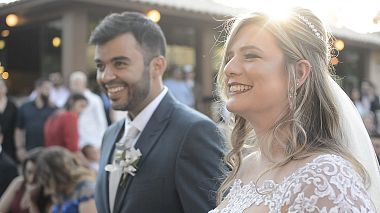 来自 圣若昂－德尔雷伊, 巴西 的摄像师 Morandi Fotocinegrafia - Filme de Casamento Liliane e Bruno, drone-video, wedding