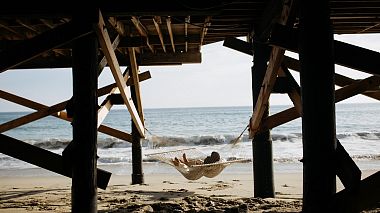 来自 洛杉矶, 美国 的摄像师 YUKO WEDDINGS - MALIBU BEACH ENGAGEMENT SHOOT (music by HONNE), engagement