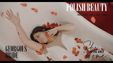 Videographer Full Frame Studio Matylda Pietkiewicz from Szczecin, Pologne - Unusual Session| Paulina & Paweł - couple from Vogue | Be Happy Museum Szczecin | Nord, drone-video, musical video, reporting, wedding