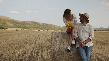 来自 加拉茨, 罗马尼亚 的摄像师 Adelin Crin - Andreea + Daniel | Find me, drone-video, engagement, wedding