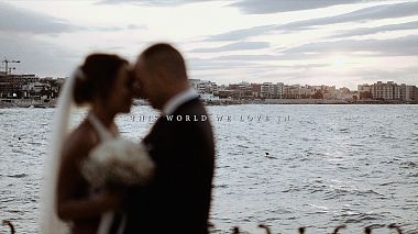 Видеограф Marco De Nigris, Лечче, Италия - - THIS WORLD WE LOVE IN -, аэросъёмка, репортаж, свадьба, юбилей