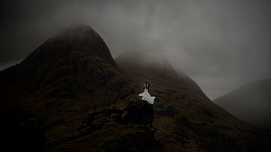 来自 格拉斯哥, 英国 的摄像师 KLS WEDDING FILMS - EPIC SCOTTISH ELOPEMENT ON TOP OF A MOUNTAIN - GARY & AMY | RING OF STEALL, wedding