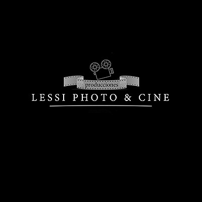 Videographer Lessi Cine