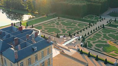 来自 巴黎, 法国 的摄像师 Defrance Productions - SWEET ESCAPE // Luxurious Garden wedding at Chateau de Villette, engagement, wedding