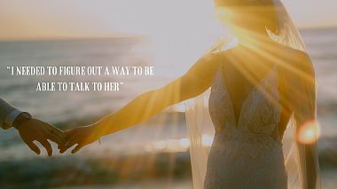 Videografo Puro Amor Weddings da Cantone di Liberia, Costa Rica - "I needed to figure out a way to be able to talk to her" - A stolen bus seat story, anniversary, drone-video, event, wedding