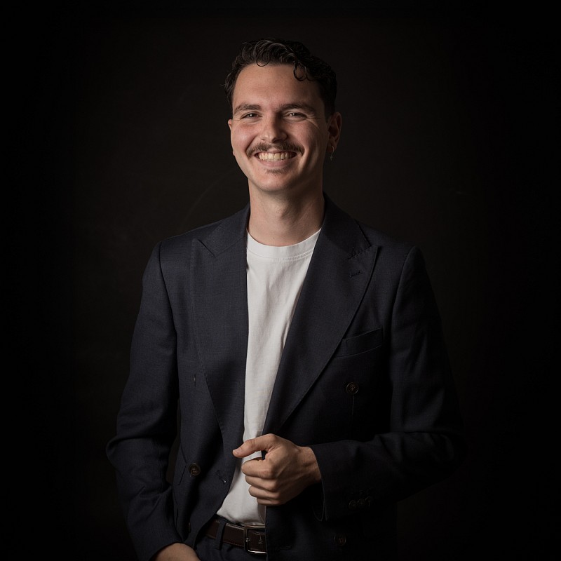 Videographer Dario Ortega