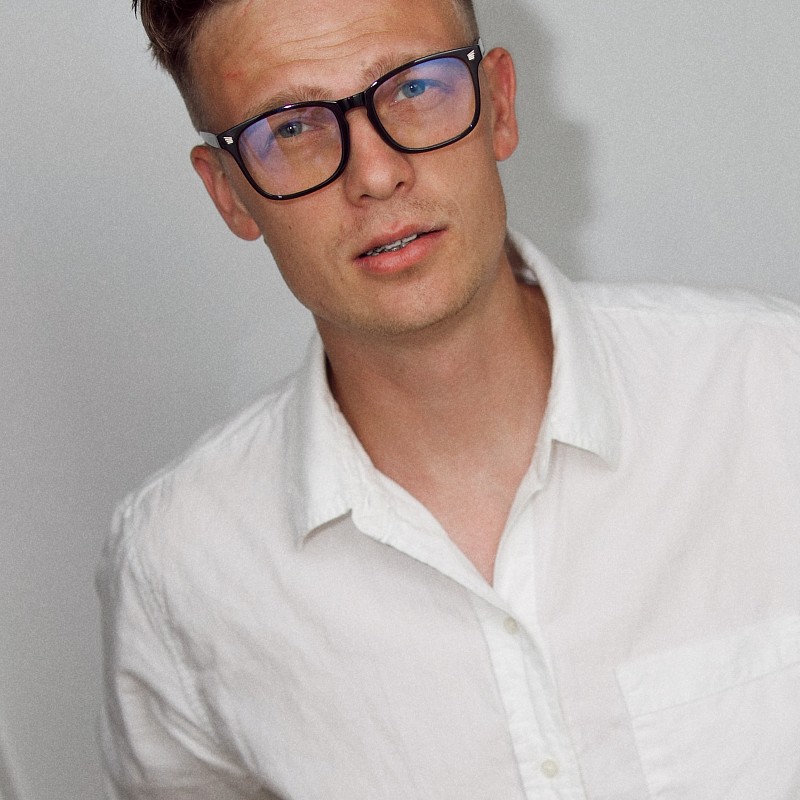 Videographer Mykola Molodyka