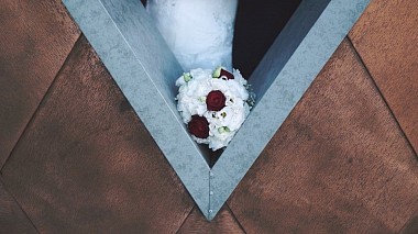 来自 拉里诺, 意大利 的摄像师 Giuseppe Vitulli - Giacinto & Melania - Wedding Story, drone-video, engagement, wedding