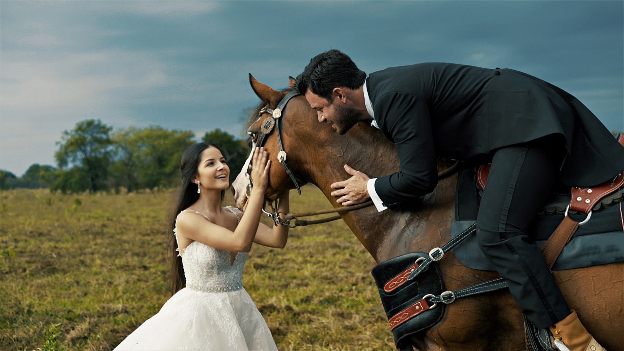 Diana & Jaime - A Venezuelan Traditional Wedding