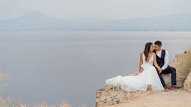 Videógrafo Panos Karachristos de Aten, Grécia - Cover me with your love, drone-video, engagement, wedding