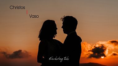 Videógrafo Panos Karachristos de Aten, Grécia - Christos | Vaso | From Athens to Santorini, drone-video, engagement, wedding