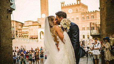 Видеограф Lamberto Pizzutelli, Рим, Италия - Wedding video in Siena, Italy // Ely+Tommy, лавстори, свадьба