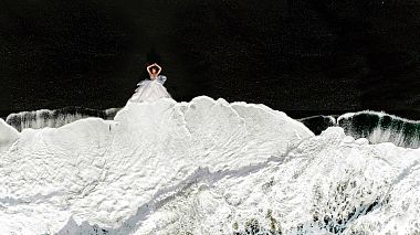 来自 弗罗茨瓦夫, 波兰 的摄像师 Prestige  Studio - Iceland story, wedding