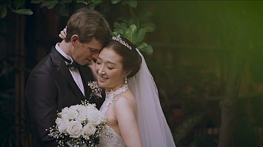 Videógrafo KORO FILMS de Banguecoque, Tailândia - The Wedding of Rebecca & Andrew at Patom Organic Living, Bangkok, Thailand, wedding