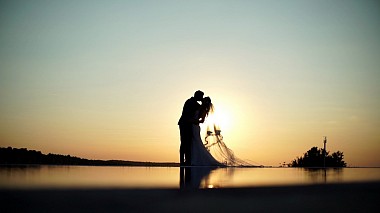 来自 布达佩斯, 匈牙利 的摄像师 Bridal Film - Timi & Martin - Highlights, drone-video, wedding