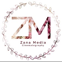 Kameraman Zana Media
