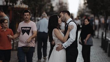 Видеограф Dimitris Kanavos, Атина, Гърция - Walking married in Athens, wedding