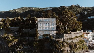 Videographer Anthony Venitis đến từ The Villa Astor / Love Story in Amalfi Coast (Wedding Videography), drone-video, wedding