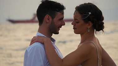 来自 普罗夫迪夫, 保加利亚 的摄像师 Christian  Paskalev - Trailer Martina & Nick Greece, drone-video, engagement, reporting, wedding