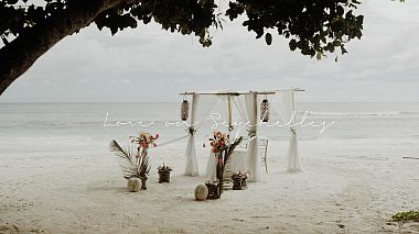 来自 基辅, 乌克兰 的摄像师 Oneshchak Production - P&J - Love on Seychelles (teaser), SDE, drone-video, engagement, wedding