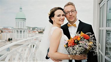来自 柏林, 德国 的摄像师 Juri Khačadurov - Natalia & Michael - Freie Trauung in Berlin, im Glasskupel vom Frankfurter Tor, engagement, reporting, showreel, wedding