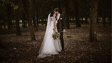 来自 圣贝内代托－德尔特龙托, 意大利 的摄像师 Marco Romandini - Giulia & Giovanni | Wedding Film | Castello di Titignano - Umbria - Orvieto, drone-video, engagement, event, wedding