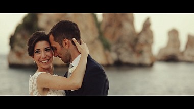 Videógrafo Joseph de Trapani, Itália - Matrimonio in Sicilia | “I loved her first” |, SDE, drone-video, engagement, event, wedding
